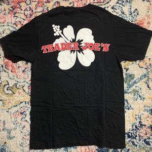 black trader joe’s t-shirt size small